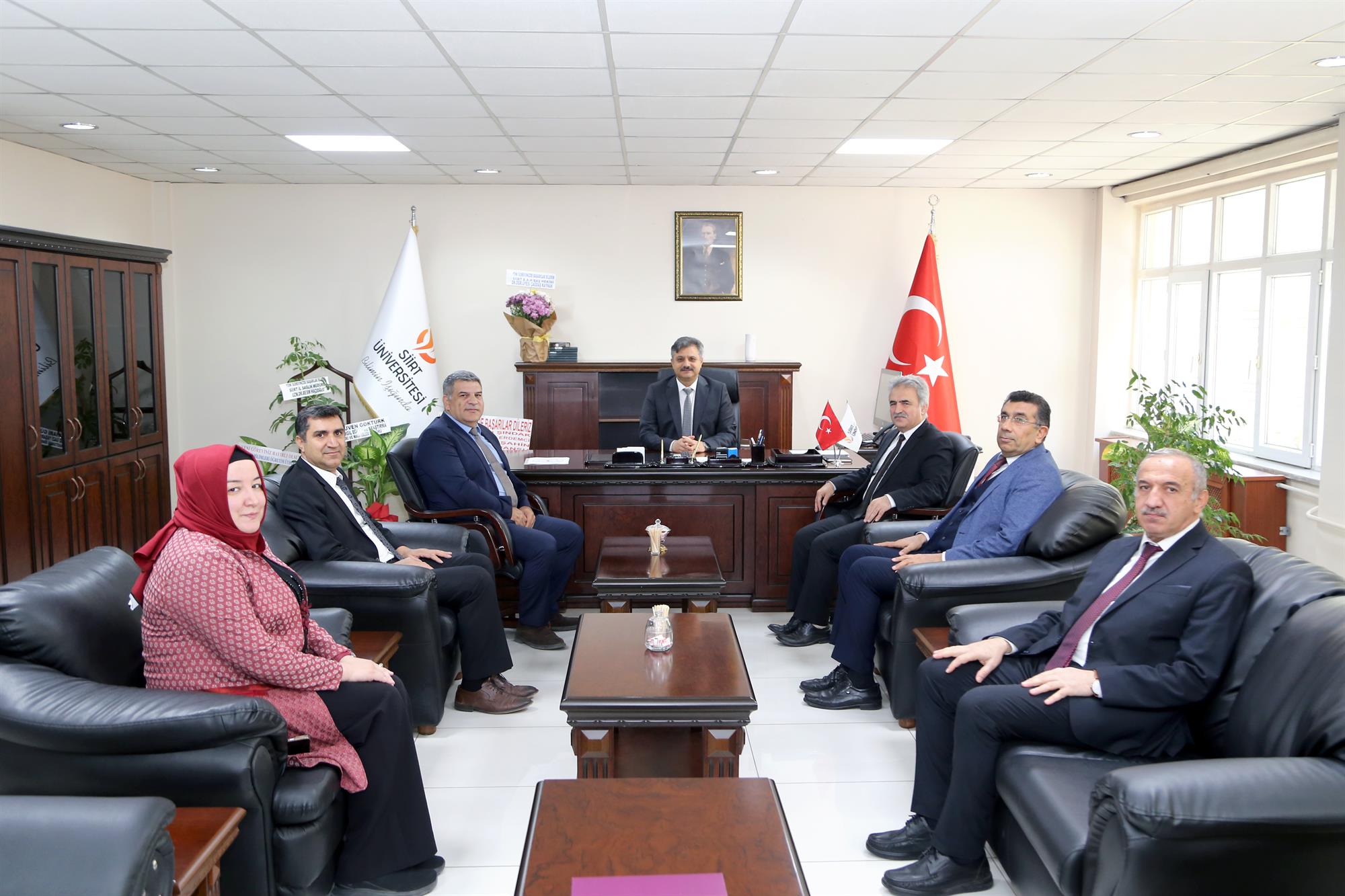 Rektörümüz Prof. Dr. Nihat Şındak’tan Tıp Fakültemiz Dekanına Ziyaret