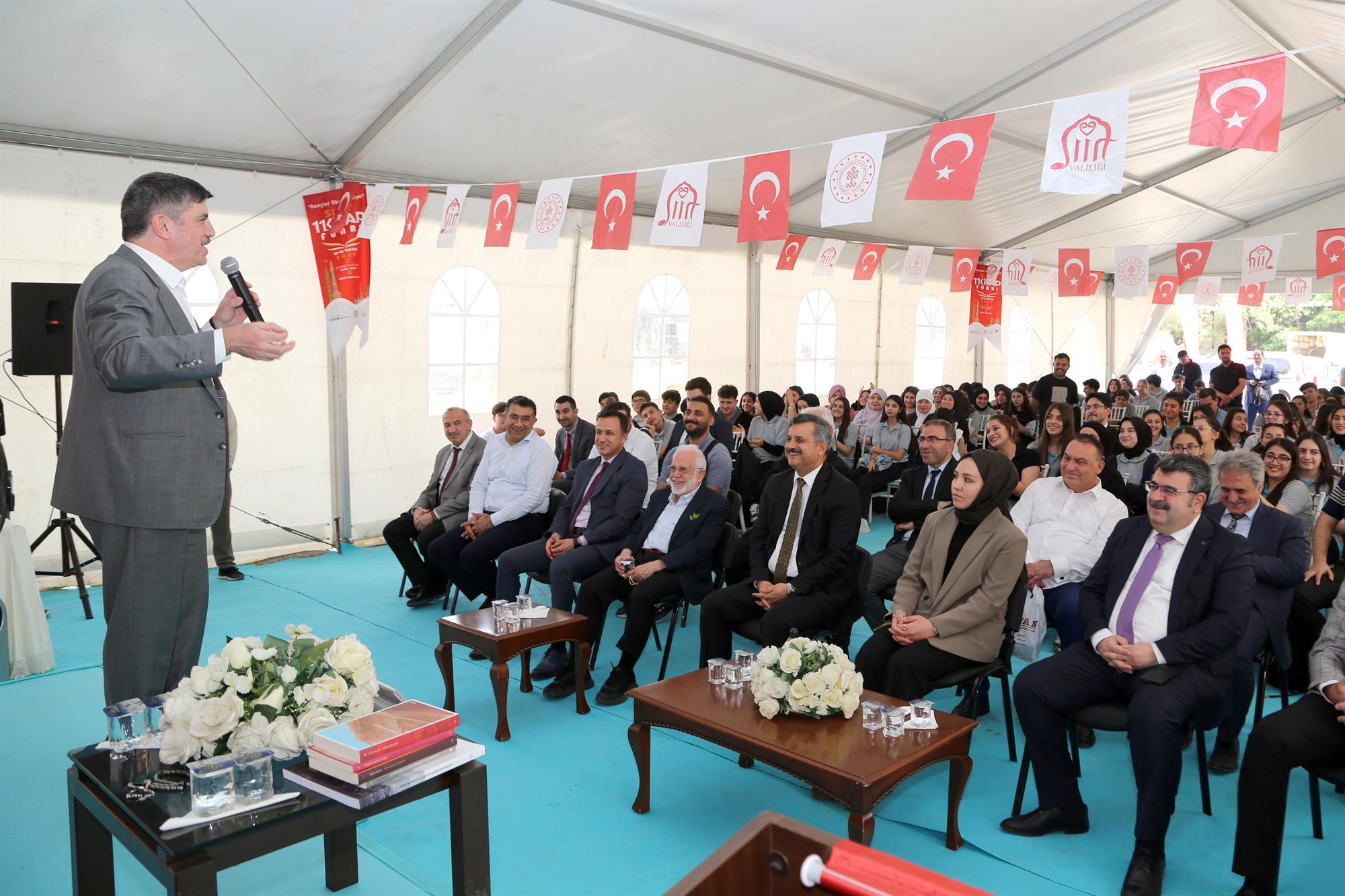 11. Siirt Kitap Fuarı’nda Düşünce Ufuklarını Genişleten Söyleşi