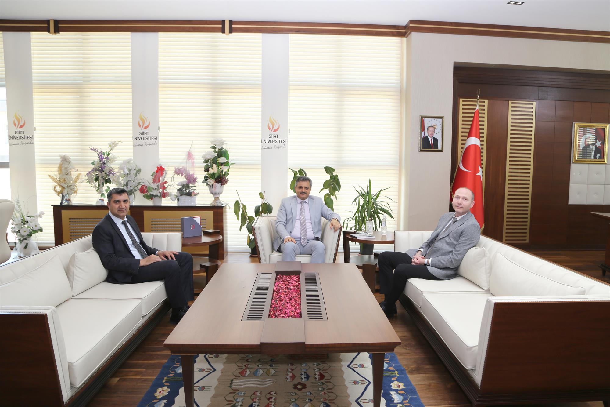 Dicle Kalkınma Ajansı Genel Sekreteri Aykut Aniç’ten Rektörümüz Prof. Dr. Nihat Şındak’a Ziyaret